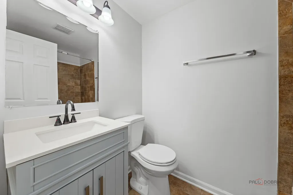 226 Elkhorn Court Bolingbrook IL 60440