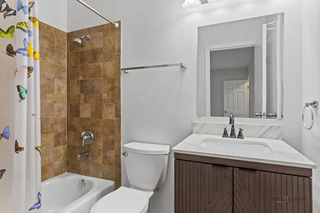 226 Elkhorn Court Bolingbrook IL 60440