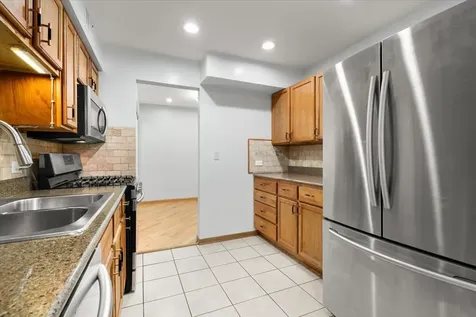5300 Carriageway Drive Rolling Meadows IL 60008
