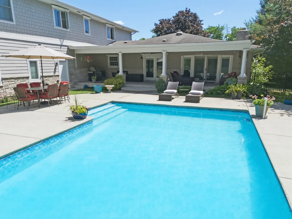 6730 South Madison Street Willowbrook IL 60527