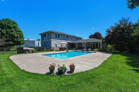 6730 South Madison Street Willowbrook IL 60527