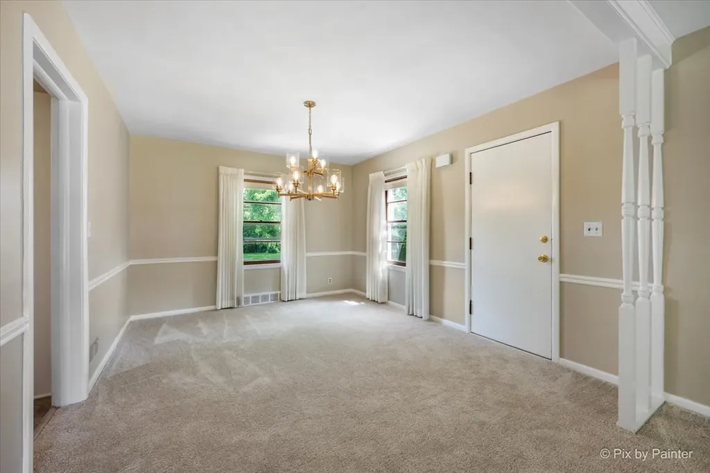 316 South Elmwood Drive Aurora IL 60506