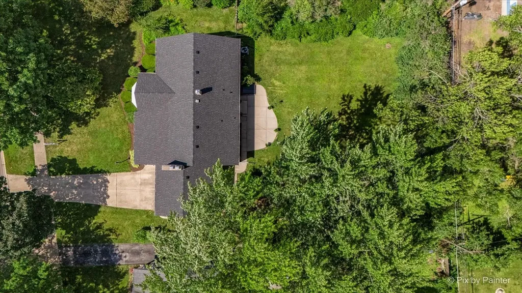 316 South Elmwood Drive Aurora IL 60506