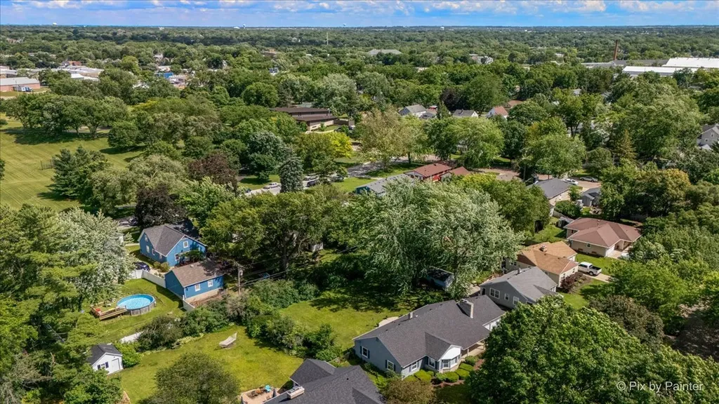 316 South Elmwood Drive Aurora IL 60506