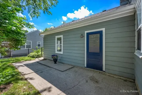 316 South Elmwood Drive Aurora IL 60506