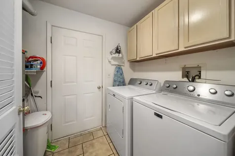 620 Chelsea Court Elgin IL 60123