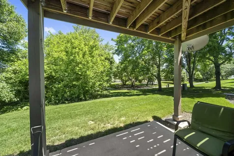 620 Chelsea Court Elgin IL 60123