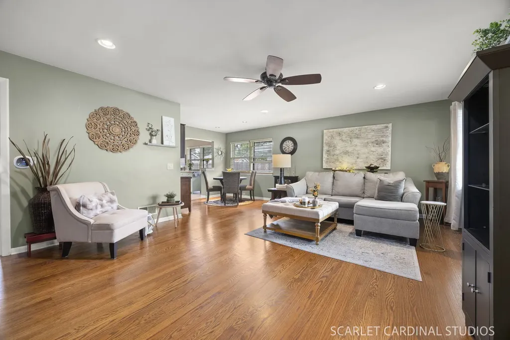 626 South Grant Avenue Villa Park IL 60181