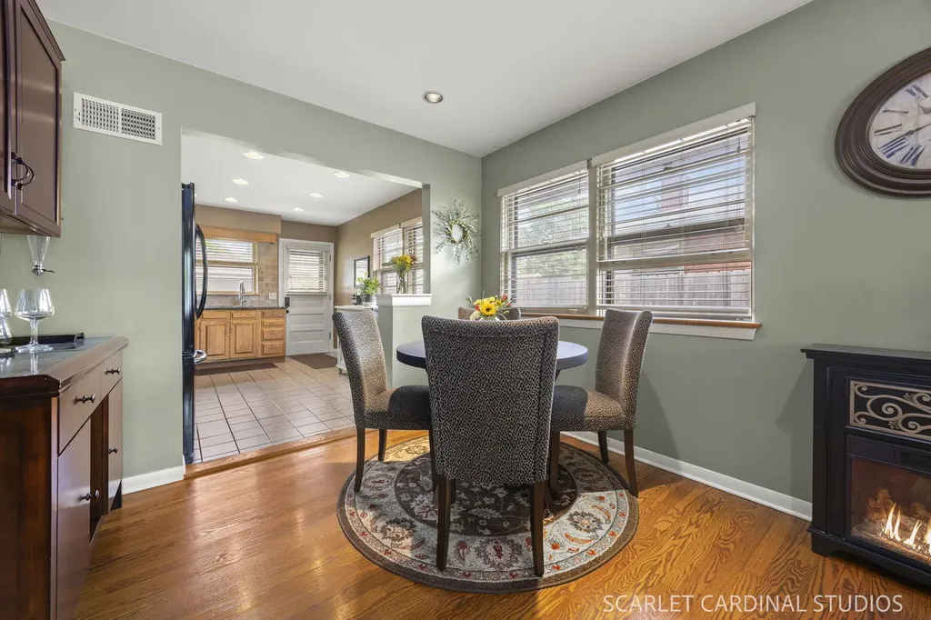 626 South Grant Avenue Villa Park IL 60181