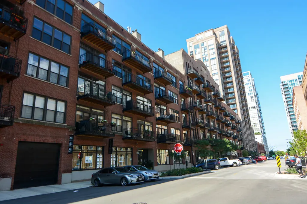 375 West Erie Street Chicago IL 60610