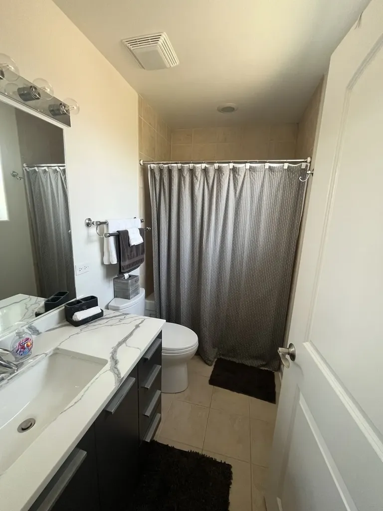 6710 North Oliphant Avenue Chicago IL 60631