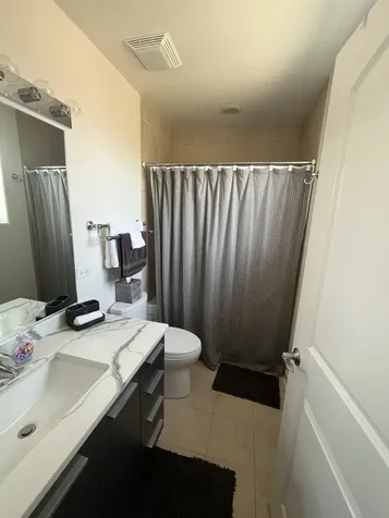 6710 North Oliphant Avenue Chicago IL 60631
