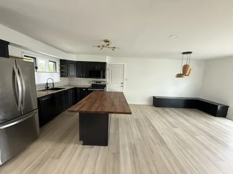 2305 North Williamsburg Street Arlington Heights IL 60004