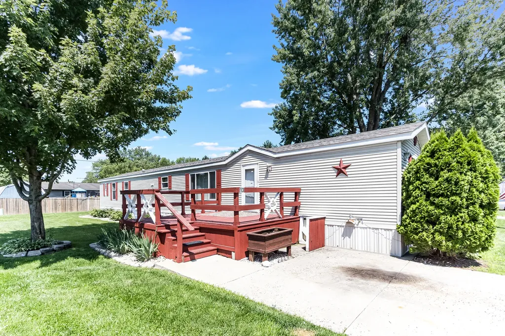 13 Countryside Estates Sandwich IL 60548