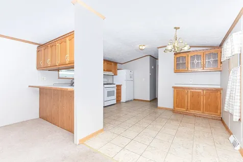 13 Countryside Estates Sandwich IL 60548