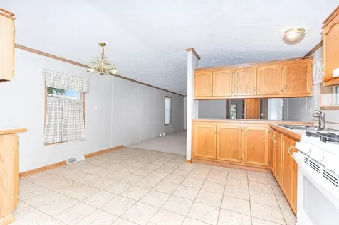 13 Countryside Estates Sandwich IL 60548