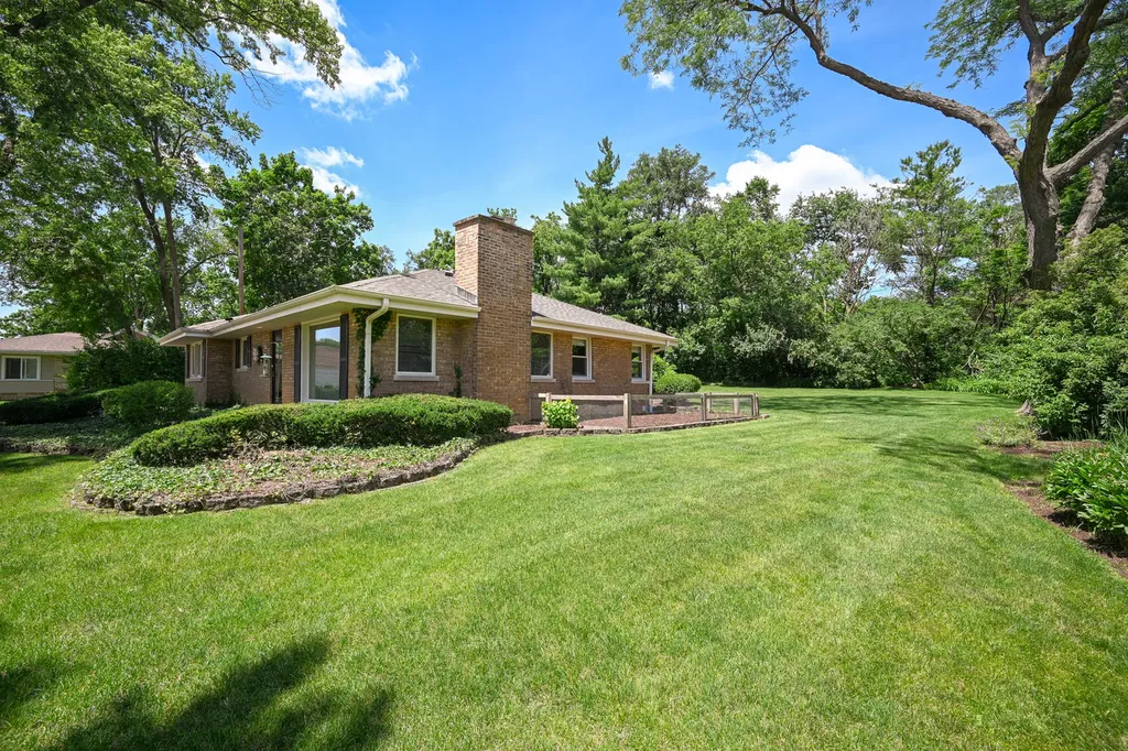 750 Marston Avenue Glen Ellyn IL 60137