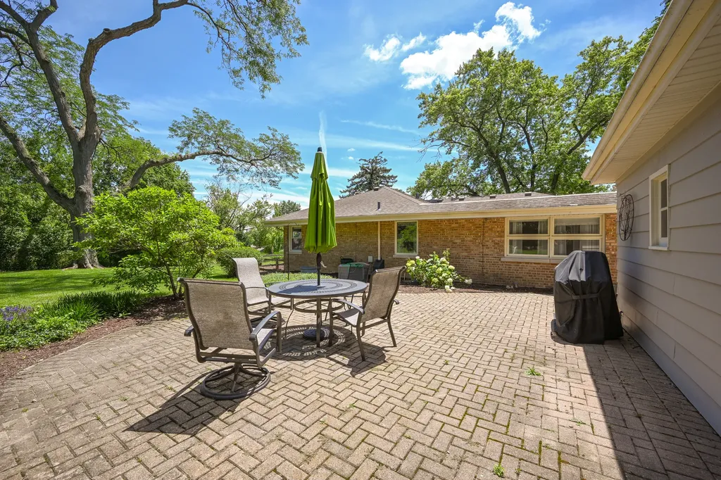 750 Marston Avenue Glen Ellyn IL 60137