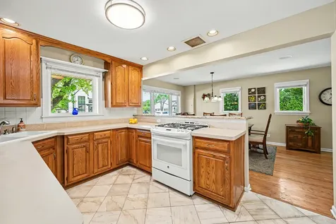 750 Marston Avenue Glen Ellyn IL 60137