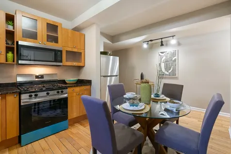 3908 West Ainslie Street Chicago IL 60625