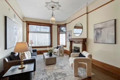 1652 North Leavitt Street Chicago IL 60647