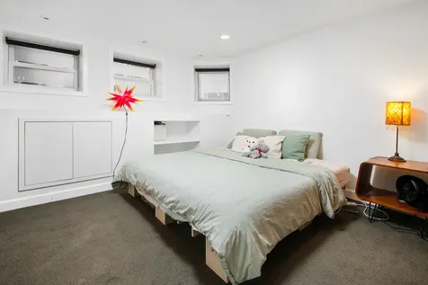 1652 North Leavitt Street Chicago IL 60647