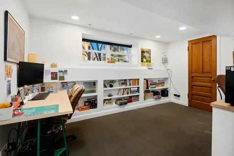 1652 North Leavitt Street Chicago IL 60647