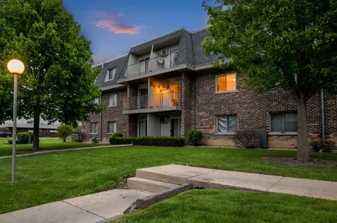 876 Blossom Lane Prospect Heights IL 60070
