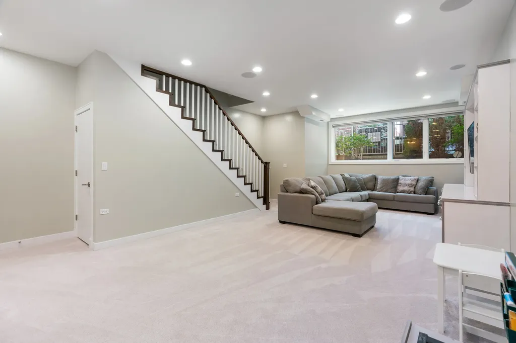 1536 West Walton Street Chicago IL 60642