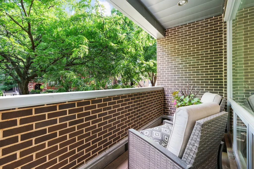 1536 West Walton Street Chicago IL 60642