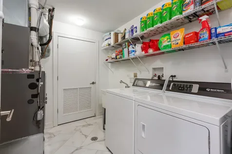 1536 West Walton Street Chicago IL 60642