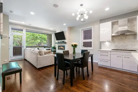 1536 West Walton Street Chicago IL 60642