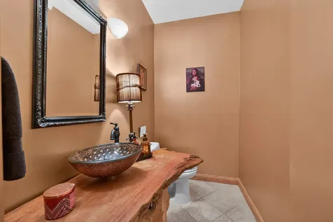 4N428 Kingswood Court Wayne IL 60184