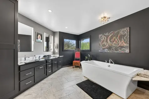 4N428 Kingswood Court Wayne IL 60184