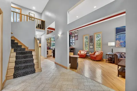 4N428 Kingswood Court Wayne IL 60184