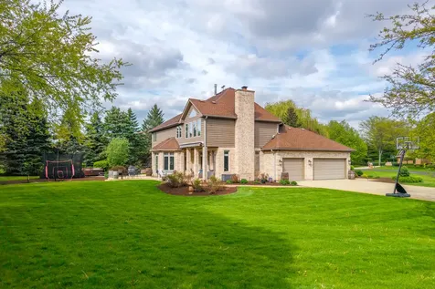 4N428 Kingswood Court Wayne IL 60184