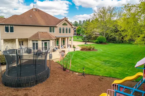 4N428 Kingswood Court Wayne IL 60184