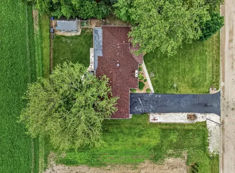 1564 East 16th Road Streator IL 61364
