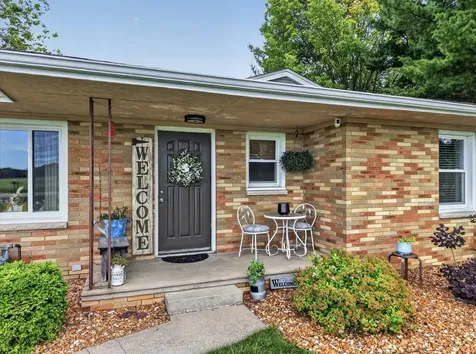 1564 East 16th Road Streator IL 61364