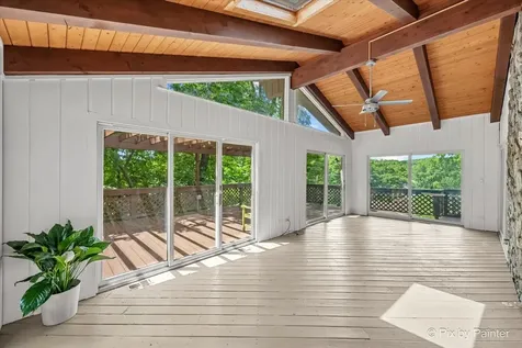 109 Wood Drive Algonquin IL 60102