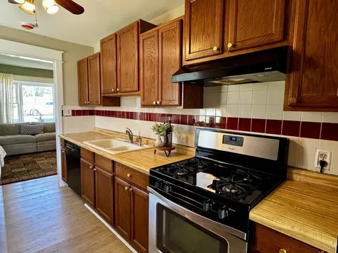 314 East Church Street Plano IL 60545