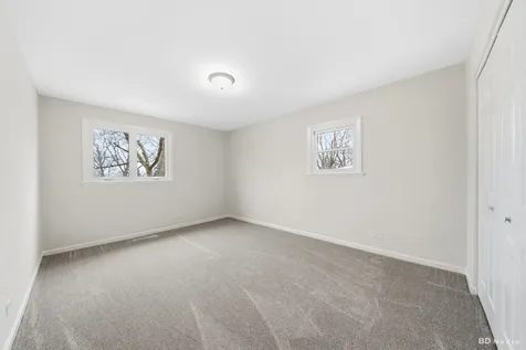 15118 Hillside Avenue Oak Forest IL 60452