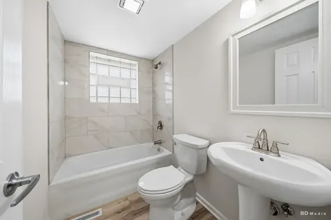 15118 Hillside Avenue Oak Forest IL 60452