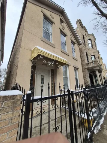 2046 West 19th Street Chicago IL 60608