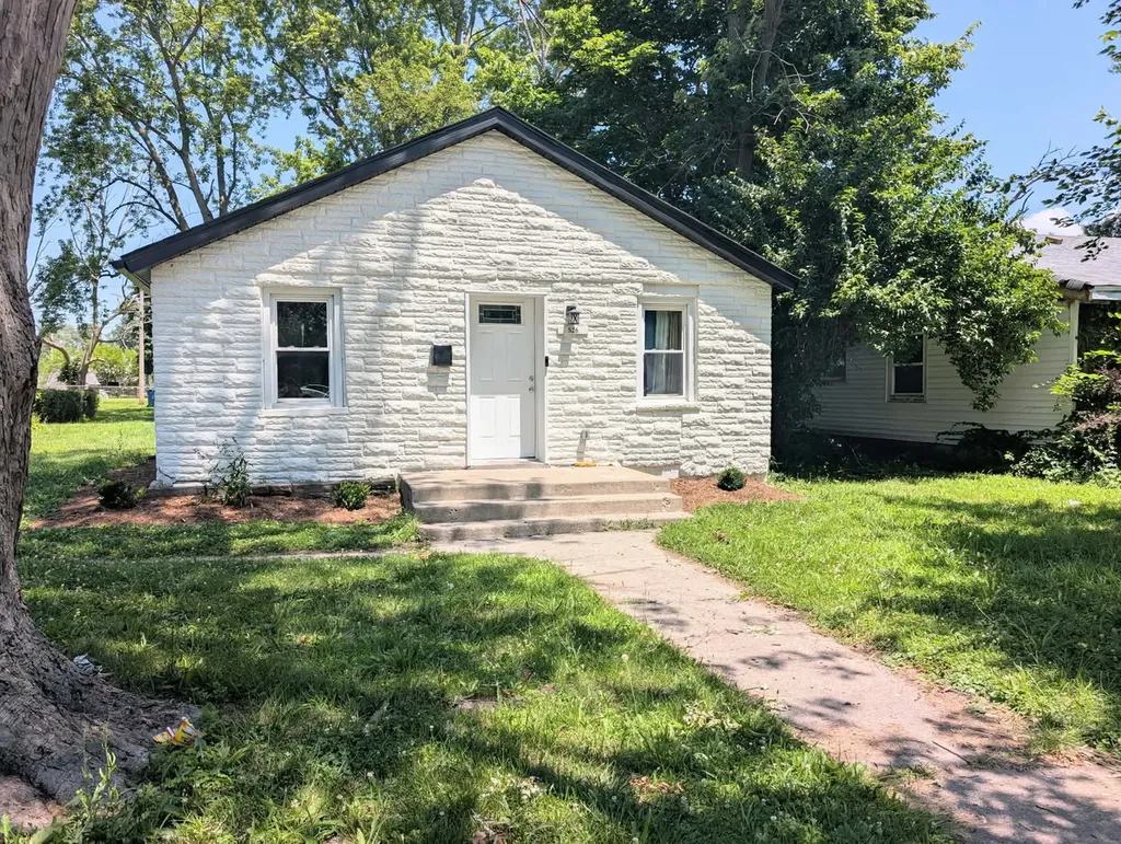 526 South Gordon Avenue Kankakee IL 60901
