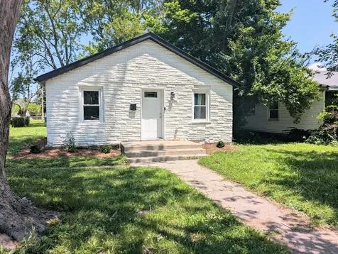 526 South Gordon Avenue Kankakee IL 60901