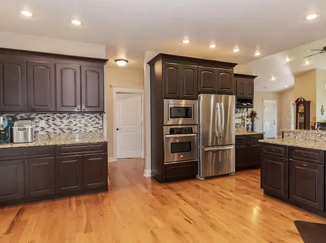 3142 County Road 1600 N El Paso IL 61738