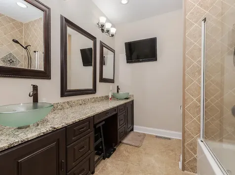 3142 County Road 1600 N El Paso IL 61738