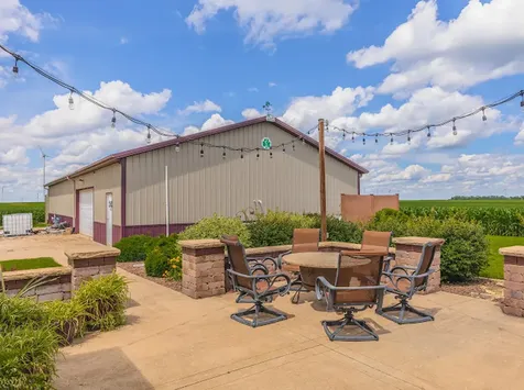 3142 County Road 1600 N El Paso IL 61738