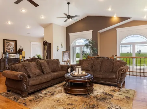 3142 County Road 1600 N El Paso IL 61738
